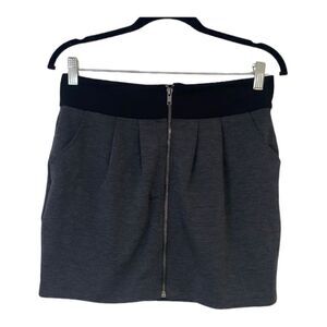 Forever 21 dark grey zipper front mini skirt size M